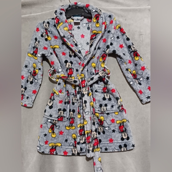 Disney | Pajamas | Disney Mickey Mouse Kids Robe Size 4t Gray And Red ...